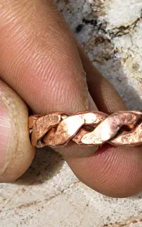 انگشتر مسی دست‌ساز خاص مدل پیچ خورده