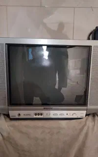 تلویزیون ۲۱ اینچ آیوا