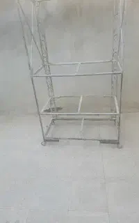 قفسه فلزی