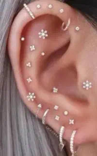 حجامت خانگی و پیرسینگ رنگ مو