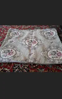 پشتی مجلسی