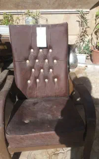 صندلی راحتی چرم خوشنشین