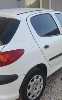 ۲۰۶