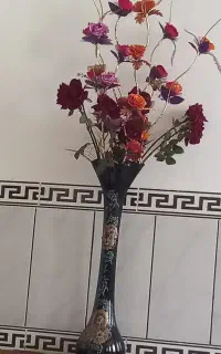 گل بهمراه گلدان