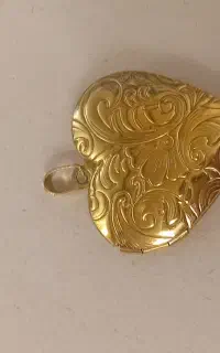 پلاک مدال لاکت قلبی بازشونده جای عکس‌دار