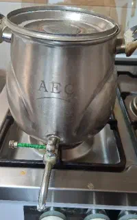 کتری ۴ لیتری AEC