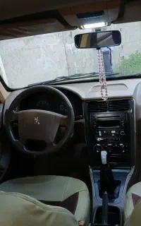 پژو ۴۰۵ مدل ۹۳ بیرنگ