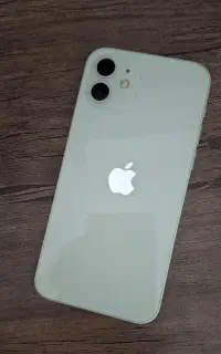 آیفون ۱۲ نرمال