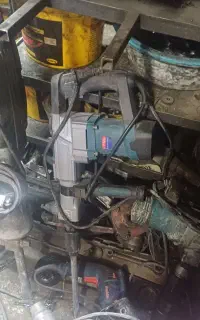 شاگرد زیر ۲۵ سال جهت کار در کارگاه تعمیر ابزار