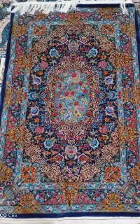فرش تمام ابریشم قم