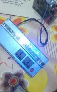 یک دستگاه اینورتر ۱۲ به ۲۲۰ به ۲۲۰