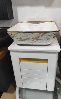 روشویی گاتریا طلایی مربع