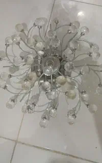 یک جفت لوستر سقفی و دیواری