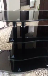 میزتلویزیون شیشه ایی