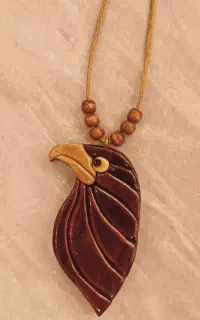 گردنبندچوبی خاص