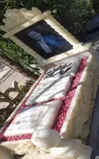 سنگ مزار رحیمی