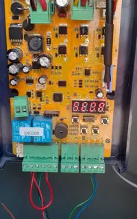 نصب تعمیردرب برقی نصب راهبندجوشکاری نصب جک بازویی