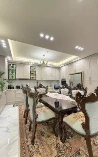 مبلمان سلطنتی به همره میز غذا خوری شیش نفره