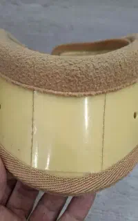 گردن بند طبی