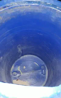 جنس‌ خارجی‌ بشکه‌ پلاستیکی‌ ۴عدد