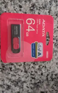فلش ای دیتا ۶۴ گیگ نو با گارانتی ۳ ساله