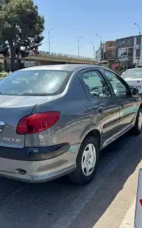 پژو۲۰۶ صندوقدار اتوماتیک