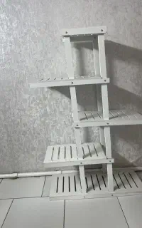 استند گل چوبی