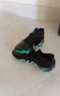 کفش چمنی اصل