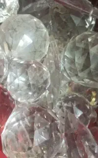 تعدادگوی وقندیل و ستاره کریستال لوستر