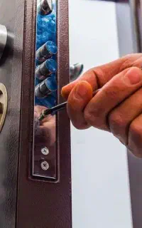 کلید سازی قنبری یافت آباد شاد آباد مهرآباد تهرانسر