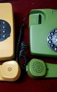 تلفن عتیقه دهه 50 کاملا سالم تمیز