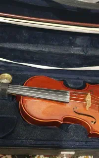 ویالون amati 200
