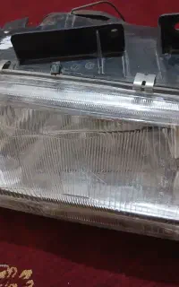 چراغ جلو پژو ۴۰۵