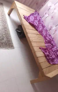 تخت چوبی دست دوم سالم