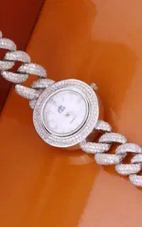 ساعت نقره داری زنگ بزن