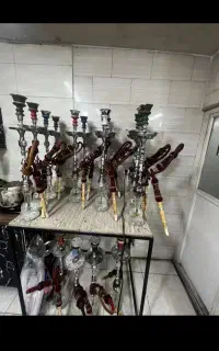 میز تهرانی با ۱۶ عدد قلیان سردار