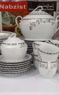 سرویس چینی دوازده نفره