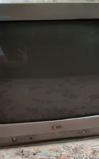 تلویزیون ال جی ۲۱ اینچ