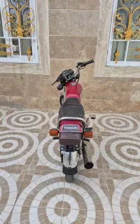 کاوازاکی۱۲۵سالم و سرحال