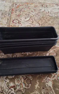گلدان پلاستیکی