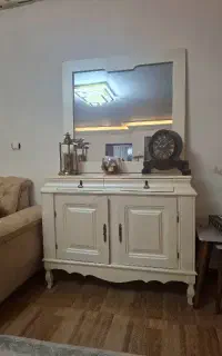میزکنسولی