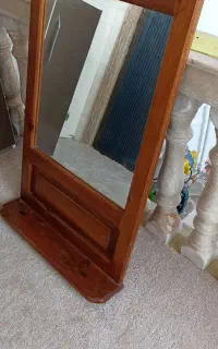 آیینه دیواری