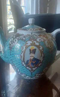 قوری شاه عباسی قدیمی لعاب خورده سالم بزرگ