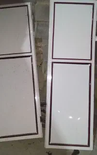 دوعدد درب آلومینیومی درحد نو بدون چهارچوب