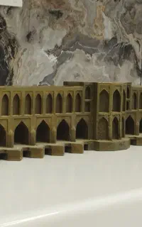 مجسمه پل خواجو