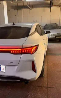 kmc j7 1403 صفر کیلومتر
