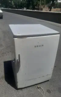 بدنه یخچال کوچک