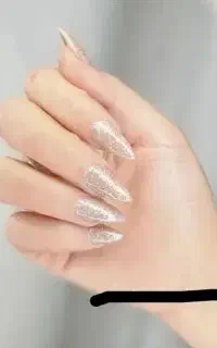 مدل برای ناخن جهت عکاسی
