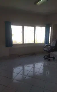 دو اتاق دفتری کنار هم از یک واحد اداری دفتر