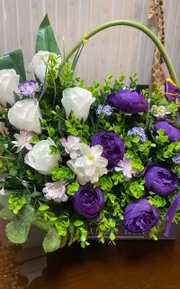سبد گل مصنوعی